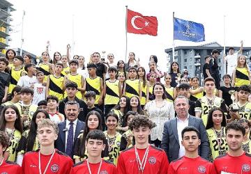 Küçükçekmece'de 19 Mayıs Gençlik Koşusu düzenlendi