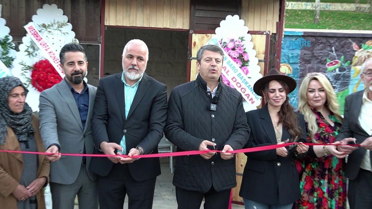 By Marcos And Loya Sanat Sokağı’nda açıldı: ‘Sıcaklık, otantiklik ve evin lezzeti’ vurgusu - Videolu Haber