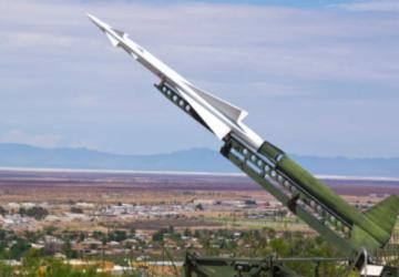 İran, ABD ve İsrail’e karşı en yoğun misilleme saldırısını düzenledi