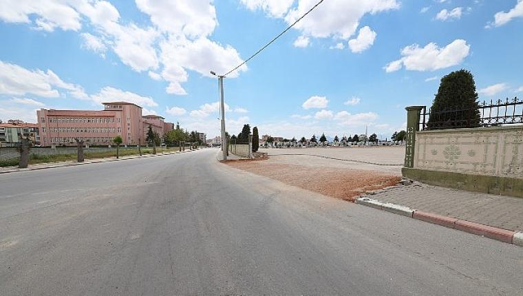 Şehir Mezarlığına Araçlar İçin Yeni Giriş Kapısı Açıldı
