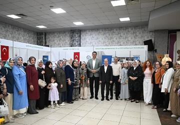 Karmek Yıl Sonu Sergisinde Büyük Coşku