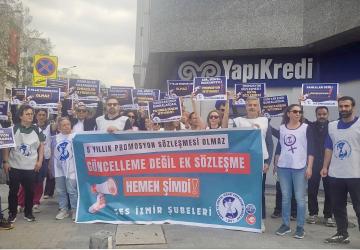 Sağlıkçılar Banka Önünden Seslendi: “Promosyon Hakkımızı İstiyoruz”