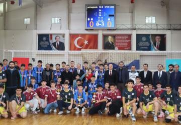 Adıyaman’da Genç Erkekler Voleybol İl Müsabakaları tamamlandı
