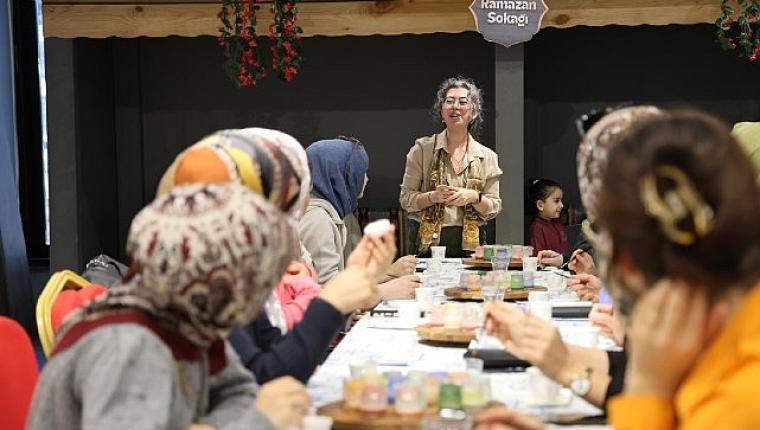 Kartepe'de Ramazan Sanatla Yaşanıyor