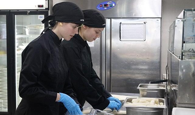 Hollandalı öğrenciler Antikkapı'da çok şey öğrendi