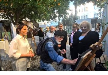 Başkan Topaloğlu resim sergisine katıldı