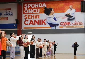 Canik'te Geleceğin Şampiyonları Keşfediliyor