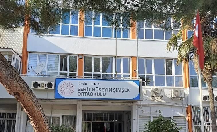 Buca’da Depreme Dayanıksız Ortaokulda Eğitime Devam Ediliyor! 