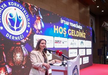 Başkan Vekili Özdemir Korkutelililerle iftarda bir araya geldi