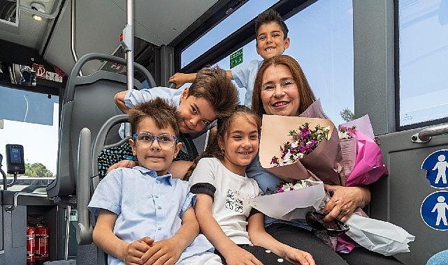 Zerrin Kaptan'a dördüzlerinden sürpriz