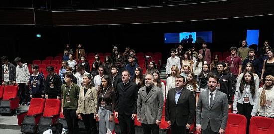 Haydarpaşa Arkeoloji Zirvesi Üsküdar Belediyesi'nin Desteğiyle Gerçekleştirildi