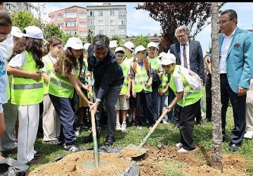Bağcıların çocuklarından “Sıfır Atık" gösterisi