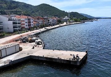 Ulaşlı'daki dalga kırıcı set, taşkın riskini önleyecek