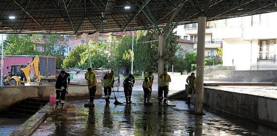 Keçiören'de Kurban Kesim Alanları Temizlendi