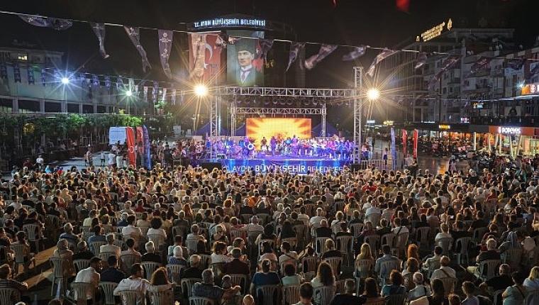 Başkan Çerçioğlu Aydın Büyükşehir Belediyesi Konservatuarı'nın Eşsiz Gösterilerini Aydınlılar ile Buluşturdu