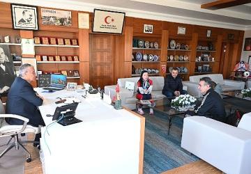 Kemer Belediyesi karate sporcusundan büyük başarı