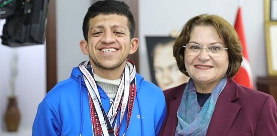 Didim'in Gururu Atacan'dan Başkan Hatice Gençay'a Ziyaret