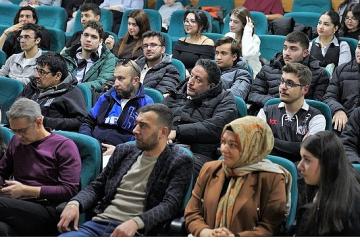 Keçiören Belediyesi'nden Yapay Zekâ Okuryazarlığına Güçlü Destek