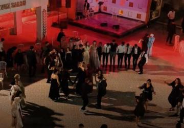 Adıyaman’da öğretmen adaylarından coşkulu mezuniyet balosu - Videolu Haber