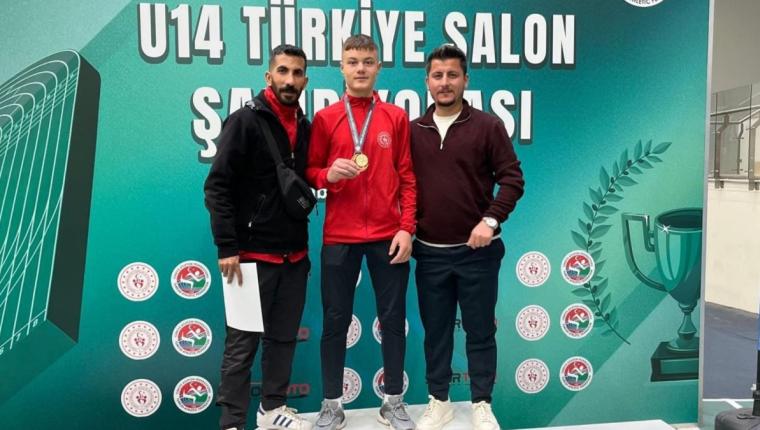 Milletvekili Özhan’dan Türkiye Şampiyonu Besnili atlet Mehmet Ervural’a tebrik mesajı