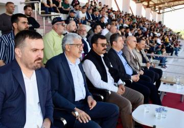Kaymakam Soysal, Kahta 02 Spor’un BAL sevincine ortak oldu