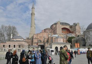 Beylikdüzü'nde Ramazan Paylaştıkça Güzel