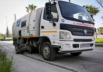 Bornova'da mahalle mahalle temizlik seferberliği