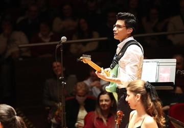 İzmir Oda Orkestrası Latin müzikleriyle dans ettirdi