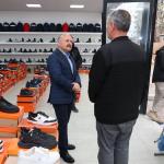 Vali Osman Varol’dan Gölebatmaz Caddesi’nde esnaf ziyareti