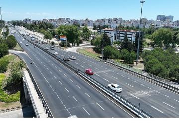 İller Bankası Kavşağı'nda asfalt çalışması yapıldı