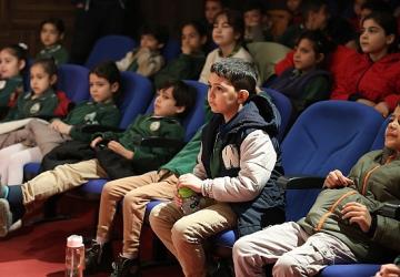 Başkan Çerçioğlu Koçarlı'da Minikleri Tiyatroyla Buluşturdu