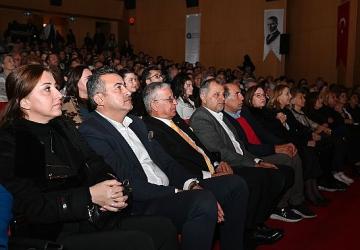Dev orkestradan onkoloji hastası çocuklar için konser