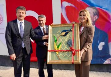 Başkan Tutdere’den Gülben Ergen açıklaması: ‘Samimi anlar algıya kurban ediliyor’