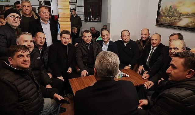 Başkan Erkan Aydın Abdal Meydanı'nda Vatandaşlarla Sahur Yaptı