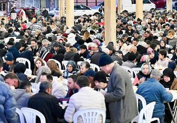 Büyükşehir'in İftar Sofrası Kırkağaç'ta Kuruldu
