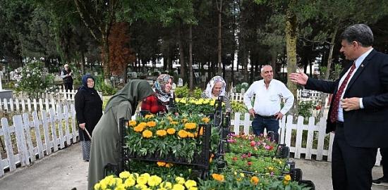 Kartepe Belediyesi'nden Bayram Öncesi Anlamlı Hizmet