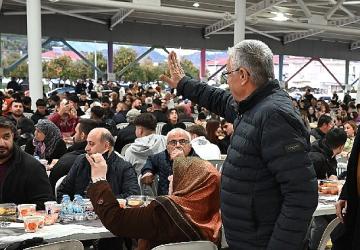 İftar sofrası Çamyuva'da