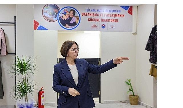 Maltepe'de Sosyal Belediyecilik Örneği: “Açık Dolap" Yenilenerek Hizmete Sunuldu