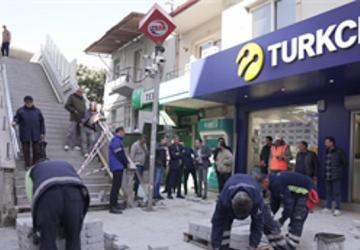 Bayraklı Sevgi Yolu'nda yoğun tempo