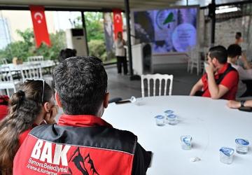 Bornova'da orman yangınlarının nedenleri ve çözüm yolları masaya yatırıldı