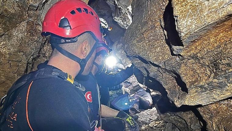Selçuk'ta mağarada 9 saatlik kurtarma seferberliği