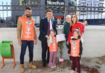 Kahta’da Kardelenler Anaokulu’nda Dünya Kadınlar Günü’ne özel fidan dikimi