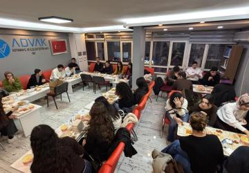 Adıyaman İl ve İlçeleri Eğitim Vakfı’ndan bursiyer öğrencilere iftar buluşması