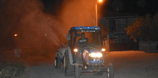 Salihli'de Sinek Yoğunluğuna Karşı İlaçlama Çalışmaları Yoğunlaştırıldı