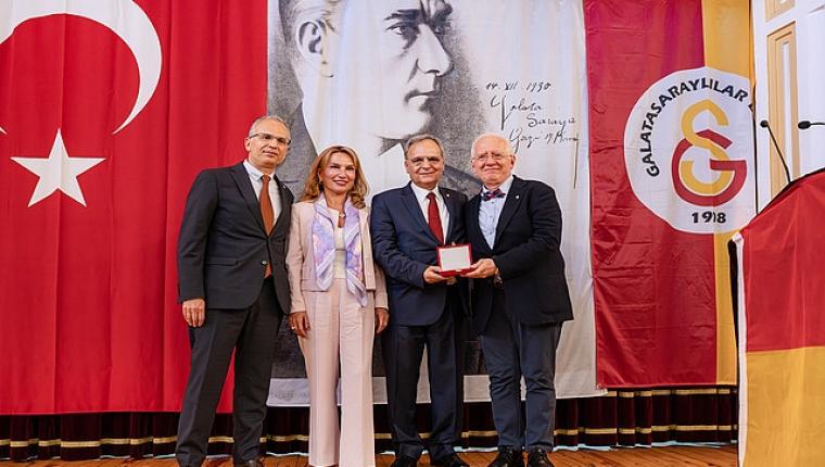 2026 Galatasaray'a Hizmet Ödülü'ne Reha Bilge Layık Görüldü
