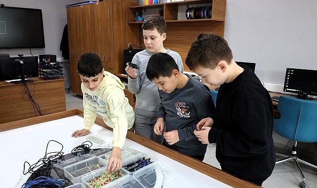 Kocaeli'nin geleceği Bilgievleri'nde şekilleniyor