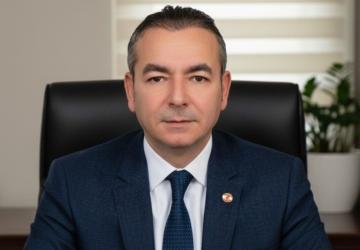 Başkan Murat Çeliker: ‘Sanatçı Çelik’in davranışı tüm Türkiye’ye örnek oldu’