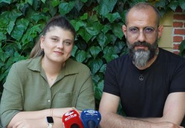 Öğretmen Barış Songül ve Büşra Çakır’dan müzik yolculuğu: ‘Özlem’ albümü için geri sayım başladı - Videolu Haber