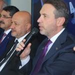 ADIYAMAN (PHA) - AK Parti Genel Merkez’in 81 il ve 972 ilçede sürdürdüğü “Türkiye Yüzyılı Buluşmaları” programı kapsamında Enerji ve Tabii Kaynaklar Bakanı Alparslan Bayraktar, Adıyaman’da teşkilat mensupları ve vatandaş...
