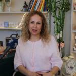 ADIYAMAN (PERRE) - Berfin GÜRBÜZ- Sibel TURAN-Öğretmenlikten çini ve seramik ustalığına uzanan yolculuğuyla dikkat çeken iş kadını ve yazar Nazan Taştan Yapıcı, deprem sonrası hobisini nasıl mesleğe dönüştürdüğünü, giriş...